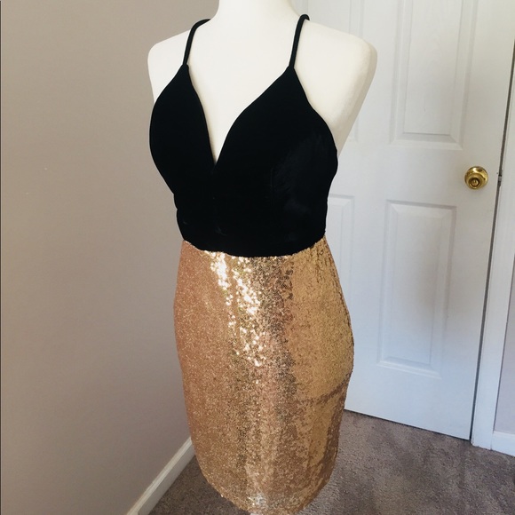Black and gold dress - Picture 2 of 3